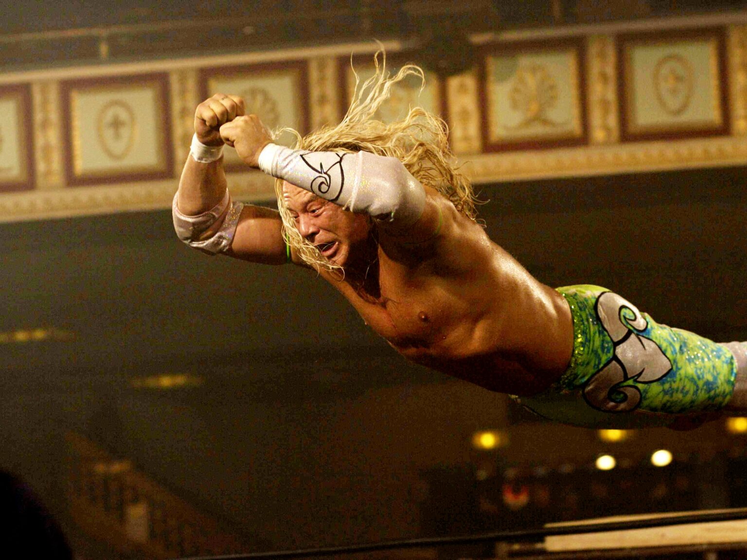 Mickey Rourke Reflects on The Wrestler: “I Felt Like I Was Dying”