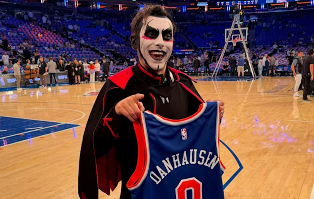 The Knicks Are Showing Up at WWE Saturday Night’s Main Event, and Danhausen Is the Reason Why